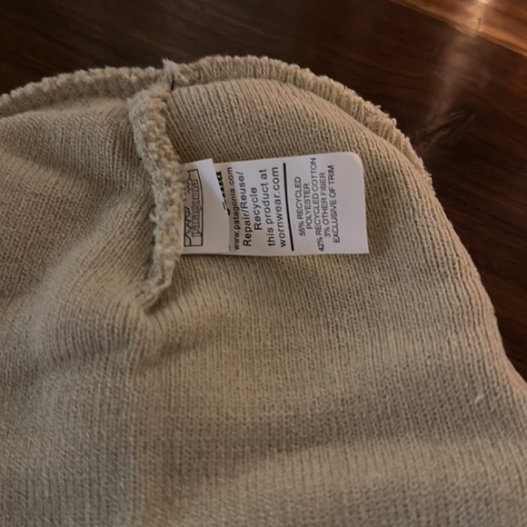 Patagonia beanie. Unisex - Picture 6 of 11